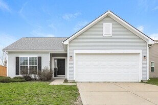 2232 Schoolmarm Dr in Greenfield, IN - Building Photo