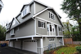 23709 84th Ave W in Edmonds, WA - Foto de edificio - Building Photo