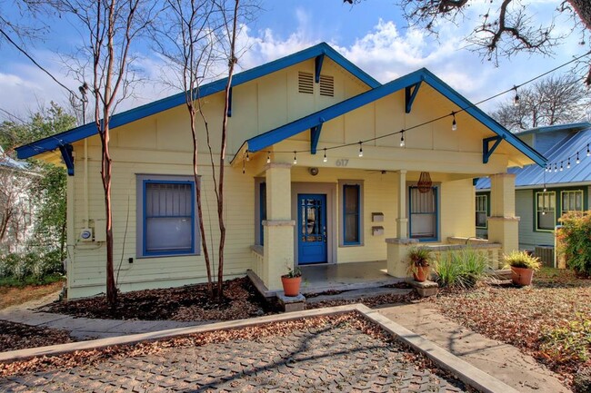 property at 617 W Lynn St