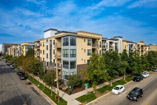 Emerald Gardens in St. Paul, MN - Building Photo