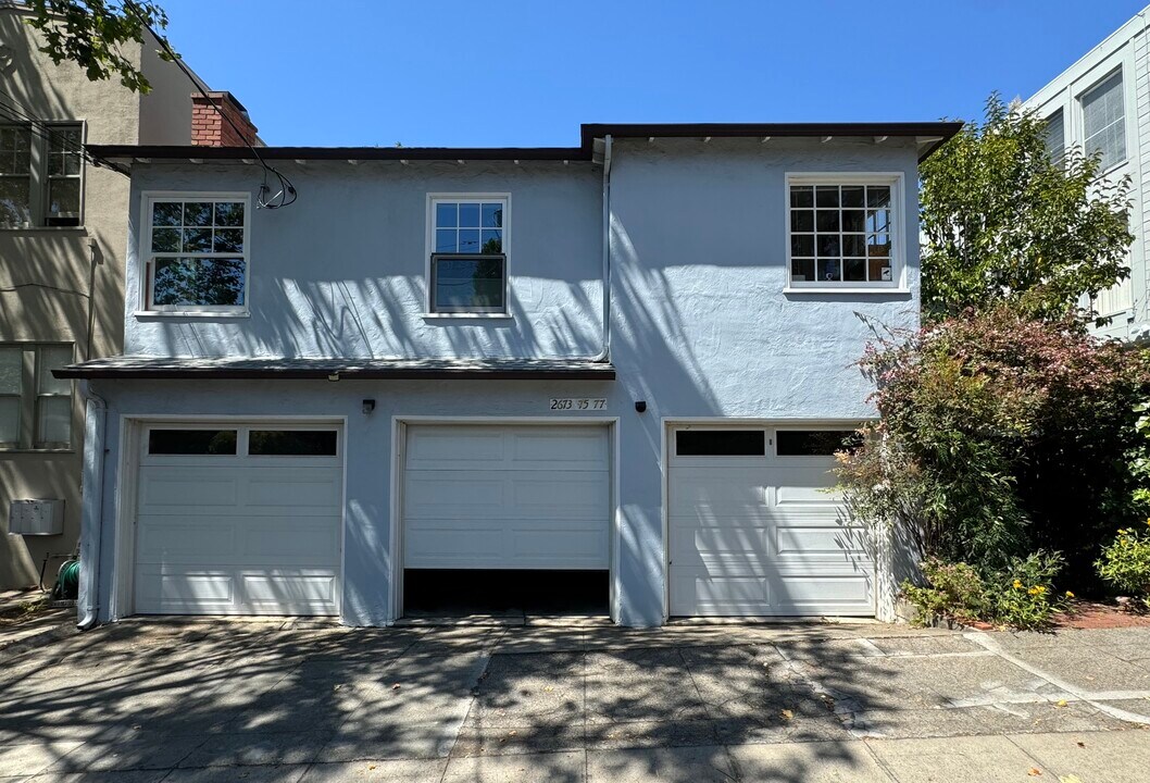 2675 Derby St in Berkeley, CA - Foto de edificio