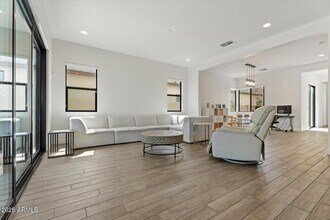 816 E Monte Wy in Phoenix, AZ - Building Photo - Building Photo