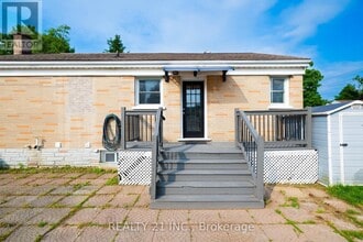 160 Elizabeth Ave in Peterborough, ON - Building Photo - Building Photo