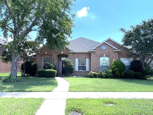 property at 4400 Avebury Dr