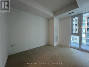 230-2230 Simcoe St in Toronto, ON - Building Photo - Building Photo