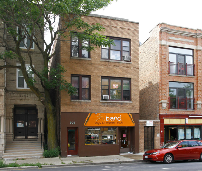 906 N Damen Ave in Chicago, IL - Building Photo - Building Photo