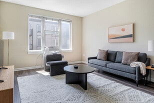 5684 Bay St in Emeryville, CA - Building Photo