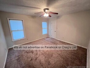 516 Crooked Creek Ct in Fayetteville, NC - Building Photo - Building Photo
