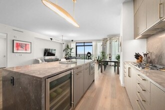 202 Nueces St in Austin, TX - Building Photo - Building Photo