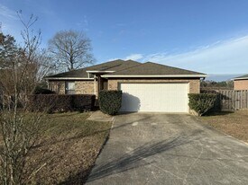 8132 8th St in Laurel Hill, FL - Building Photo