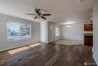 1519 Springwater Ave in Wenatchee, WA - Building Photo - Building Photo