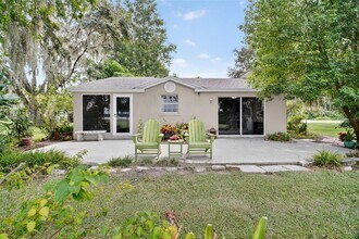 33901 E Lake Joanna Dr in Eustis, FL - Building Photo - Building Photo