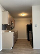 333 Marshall Apartments in Ferndale, MI - Building Photo - Interior Photo