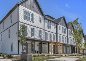 The Aria Townhomes in Nashville, TN - Building Photo