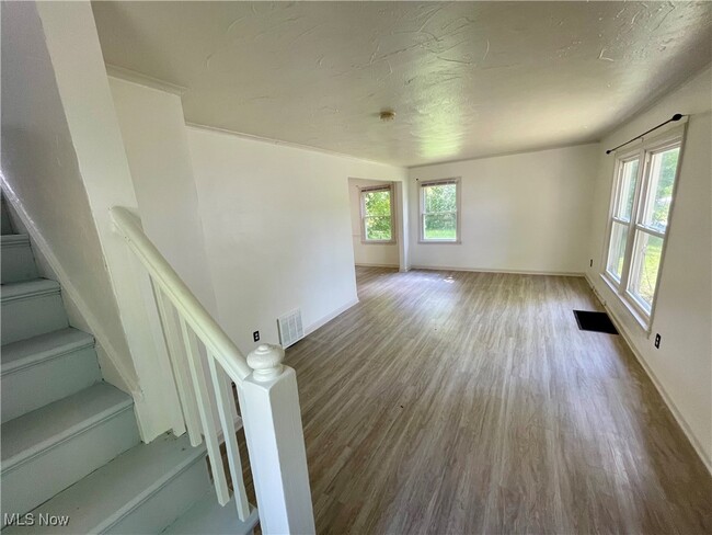 1079 Orlando Ave in Akron, OH - Building Photo - Building Photo
