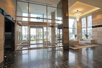 433 Marine Dr SW in Vancouver, BC - Building Photo - Building Photo