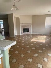 38121 38th St E in Palmdale, CA - Building Photo - Building Photo