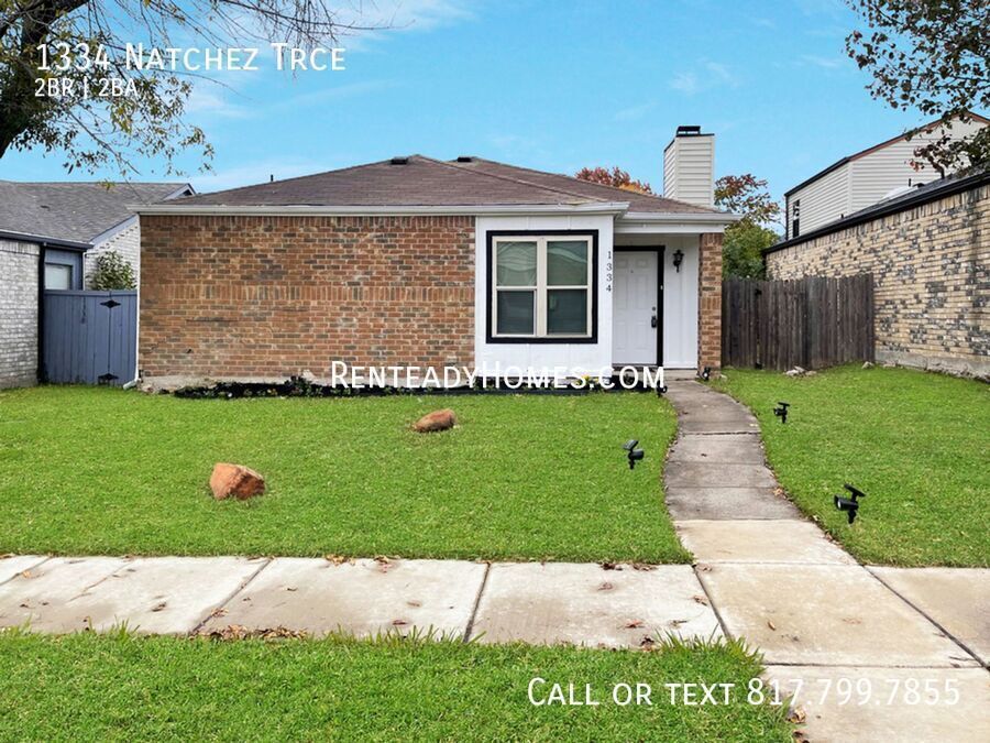 1334 Natchez Trce in Mesquite, TX - Building Photo