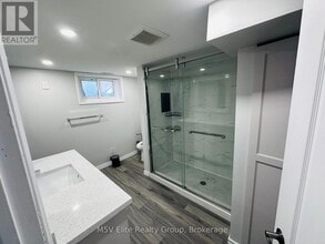24 Manor Rd in St Catharines, ON - Building Photo - Building Photo