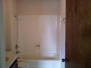 Tudor Towers in Poplar Bluff, MO - Building Photo - Building Photo