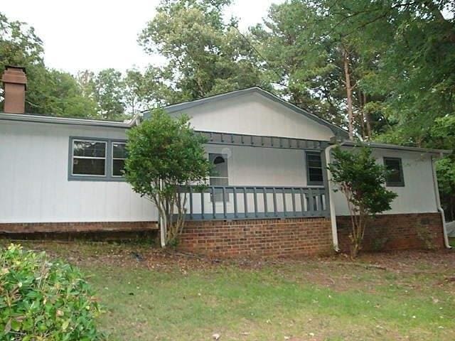 property at 2916 Deshong Dr SW