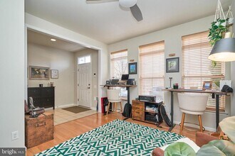 3061 Waterloo Ln in Fairfax, VA - Building Photo - Building Photo