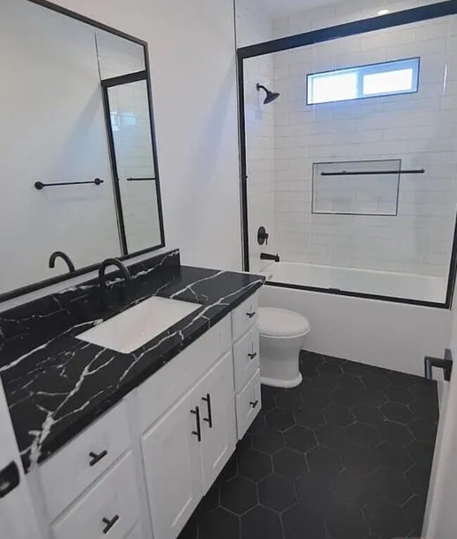 1178 Leighton Ave in Los Angeles, CA - Building Photo - Building Photo