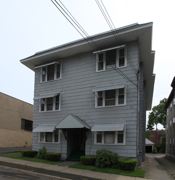 140 Chapin St in Binghamton, NY - Foto de edificio