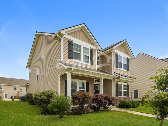 311 Dogwood Cir in Savannah, GA - Building Photo - Building Photo