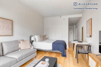 90 Washington St in New York, NY - Building Photo - Building Photo
