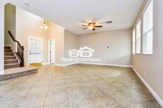 989 Crescent Falls St in Henderson, NV - Building Photo - Building Photo