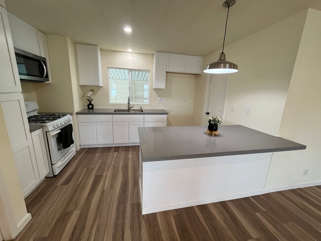 property at 73210 Broadmoor Dr