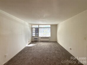 2126 E 7th St in Charlotte, NC - Building Photo - Building Photo