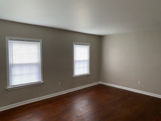 363 N Roosevelt Ave in Columbus, OH - Building Photo - Building Photo