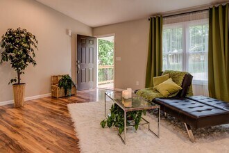 15 Sand Hill School Rd in Asheville, NC - Building Photo - Building Photo