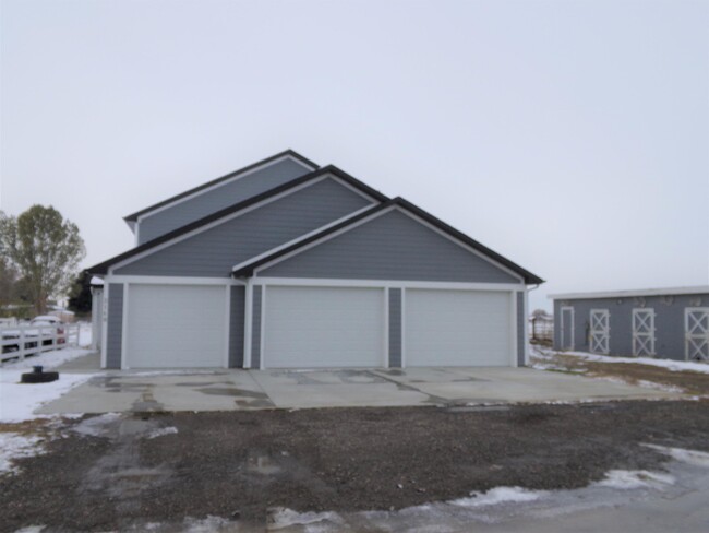 property at 2148 Walter Rd