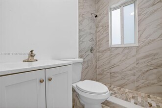 1630 SW 10th St in Miami, FL - Building Photo - Building Photo