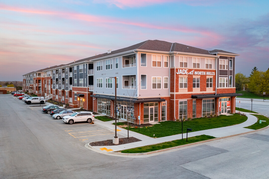 Jade at North Hills in Menomonee Falls, WI - Building Photo