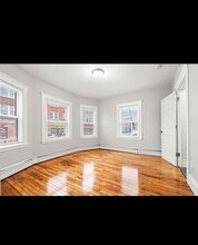 2 Kingsley Terrace in Lynn, MA - Building Photo - Building Photo