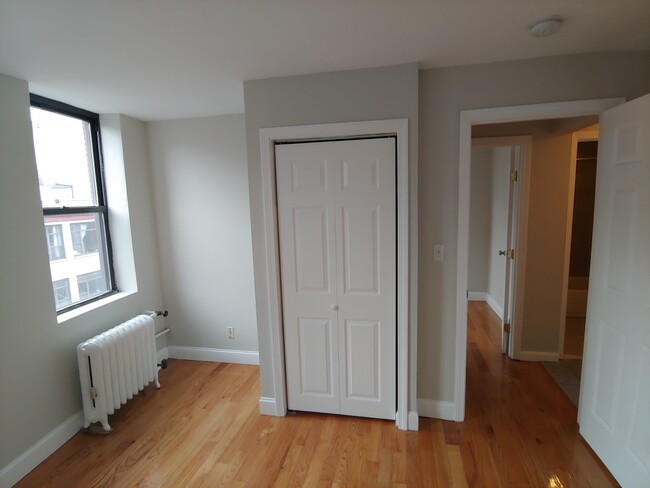 251 Hanover St, Unit 251 Hanover St., #11, Bos in Boston, MA - Building Photo - Building Photo