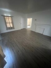 1519 1/2 S Redondo Blvd, Unit 1519 1/2 S Redondo Blvd in Los Angeles, CA - Building Photo - Building Photo