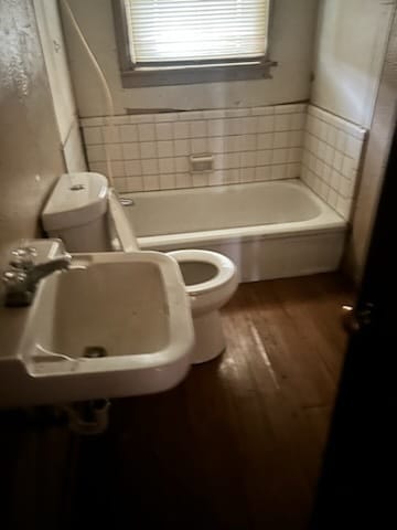 property at 3559 Winbourne Ave