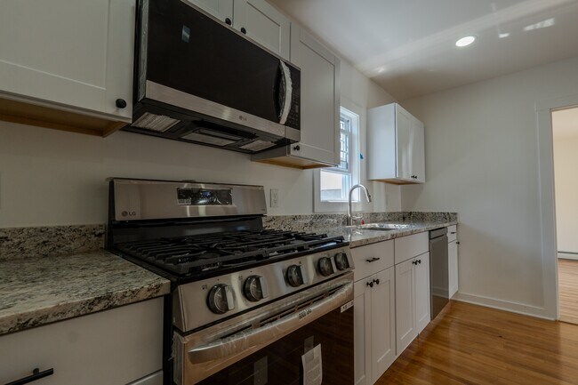 24 Ames St, Unit Unit 1