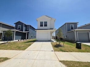 12156 Morgan Dr in Aubrey, TX - Building Photo - Building Photo