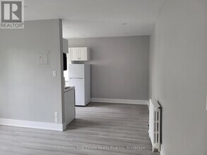 312 Douglas Ave in Toronto, ON - Building Photo - Building Photo