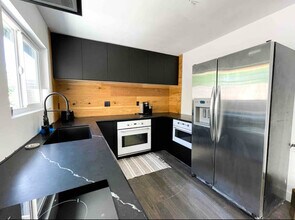 10537 Sherrill St, Unit 1 in Anaheim, CA - Foto de edificio - Building Photo