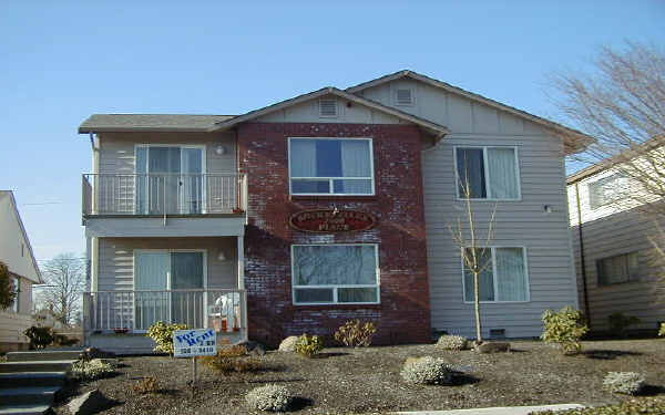 3208 Rockefeller Ave in Everett, WA - Building Photo