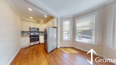 19 Perrin St, Unit 1 in Boston, MA - Building Photo - Building Photo