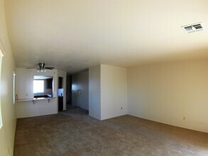 3400 Sunriver Rd in Bullhead City, AZ - Building Photo - Building Photo