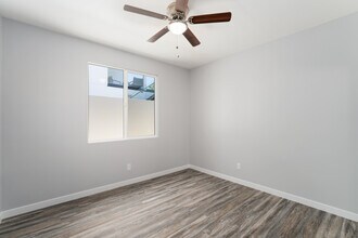 5122 Los Robles Dr in Carlsbad, CA - Building Photo - Building Photo